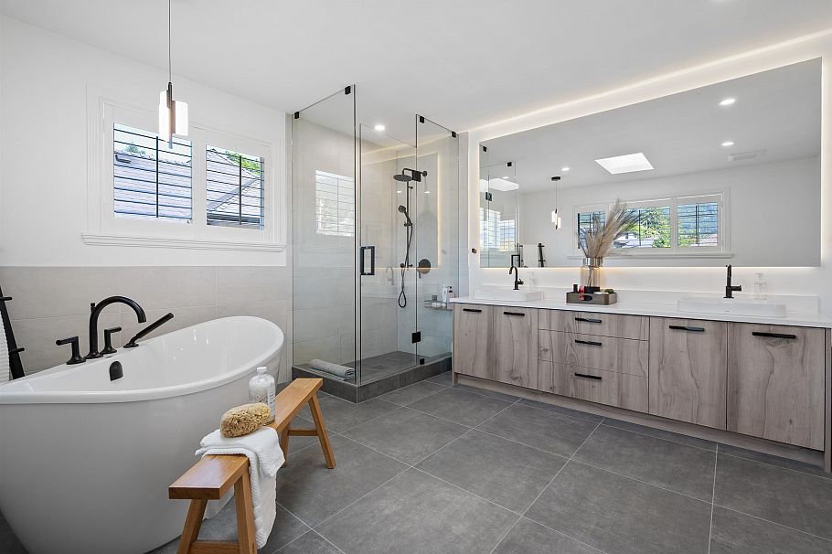 917 Wavertree Road North Vancouver, BC - 26