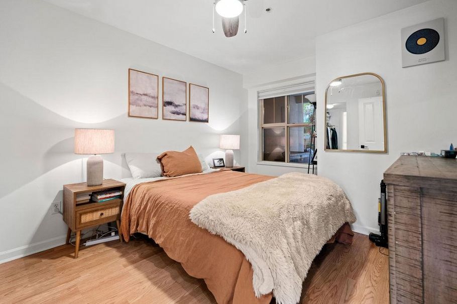 C2 332 Lonsdale Avenue North Vancouver, BC - 12