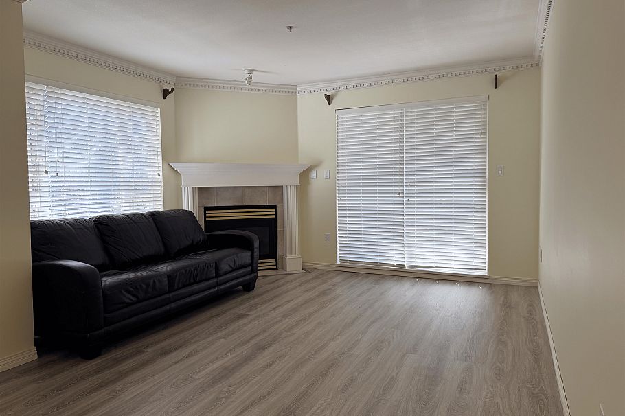 207 5683 Hampton Place Vancouver, BC - 2