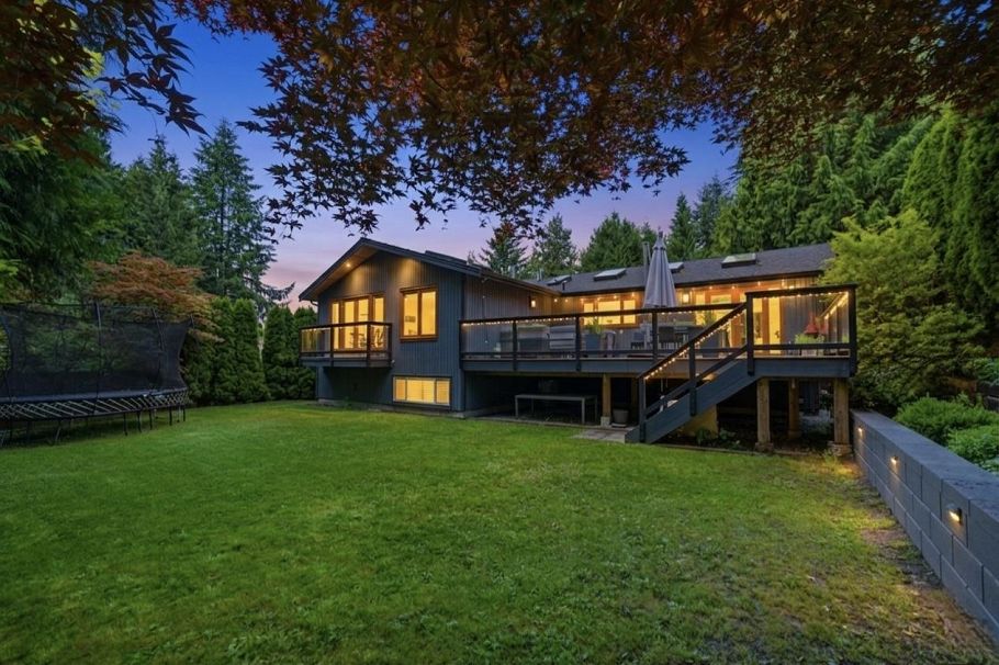 5222 Sarita Avenue North Vancouver, BC - 12