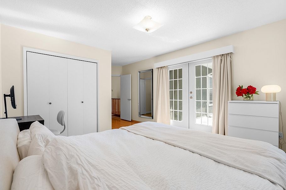 646 E Windsor Road North Vancouver, BC - 9