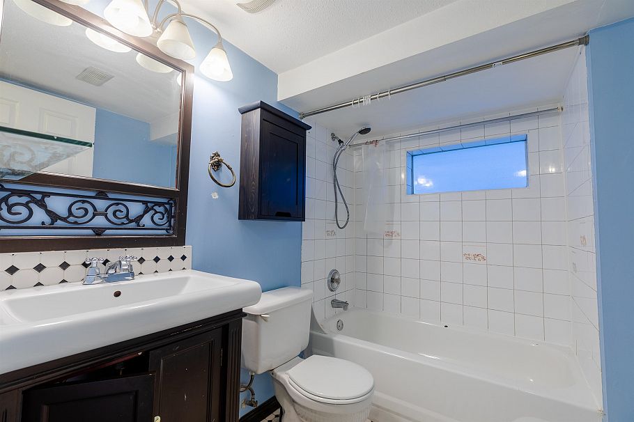 2951 Venables Street Vancouver, BC - 34