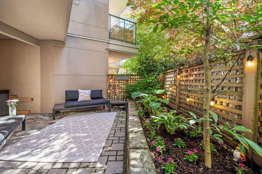 C2 332 Lonsdale Avenue North Vancouver, BC - 24