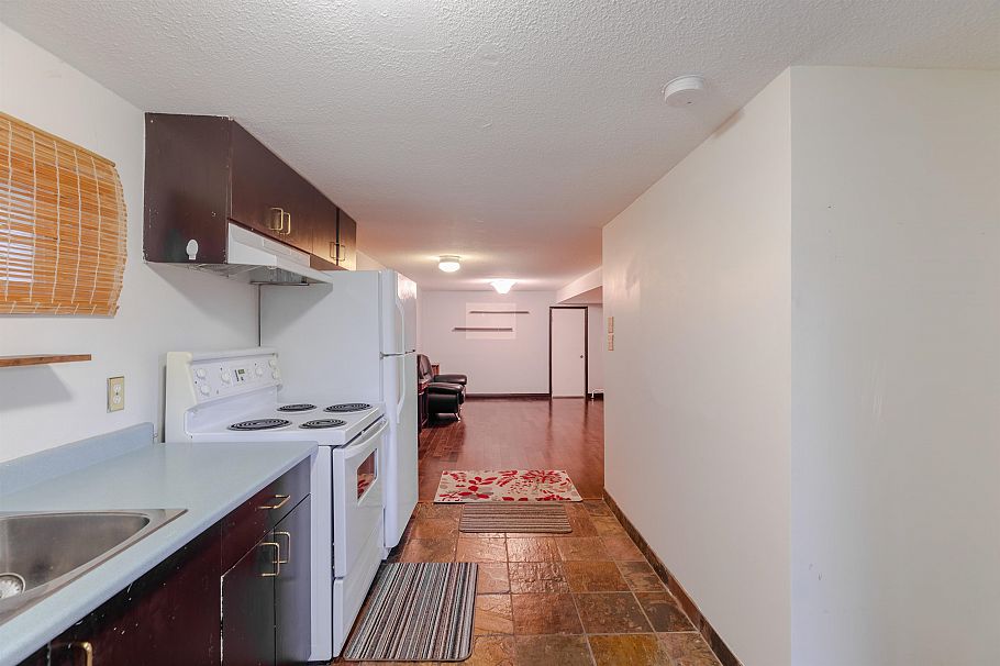 2951 Venables Street Vancouver, BC - 29