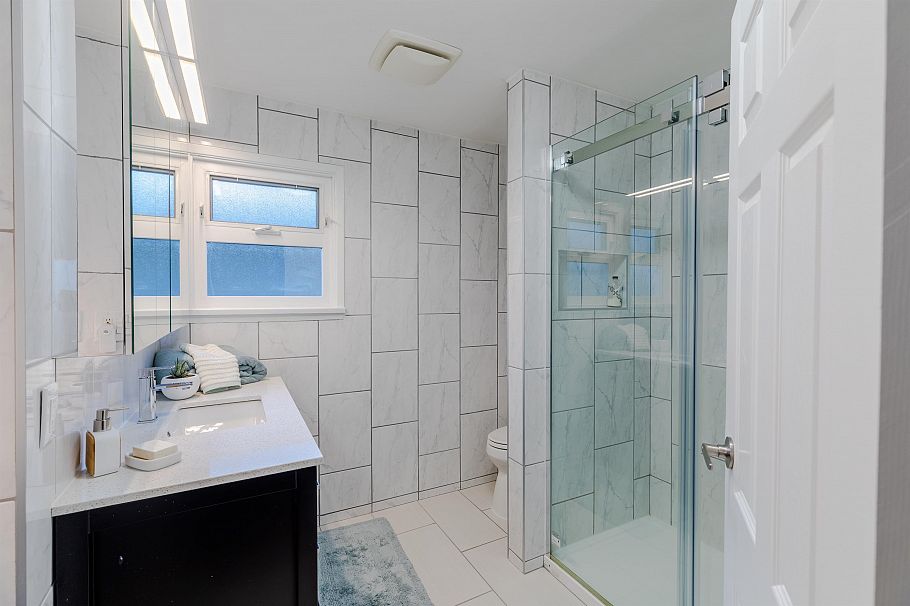 2951 Venables Street Vancouver, BC - 18