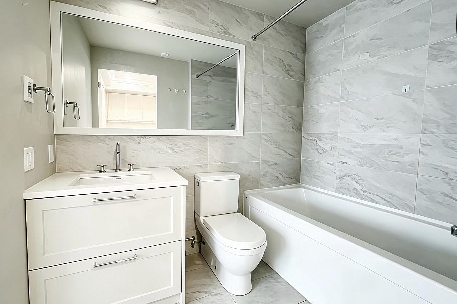 7523 Yukon Street Vancouver, BC - 6