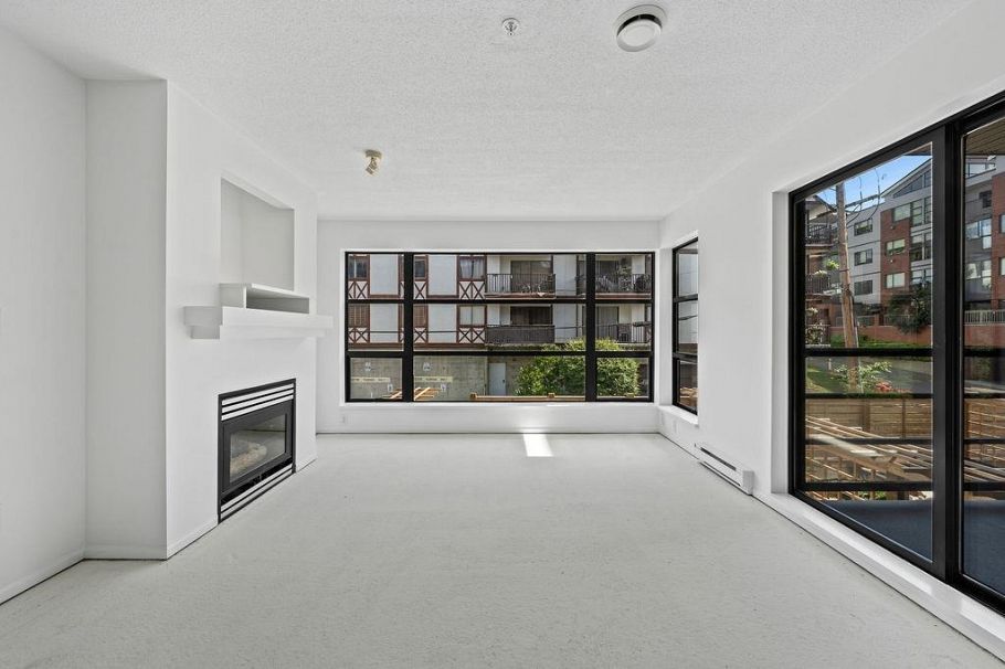 306 124 W 3rd Street North Vancouver, BC - 20