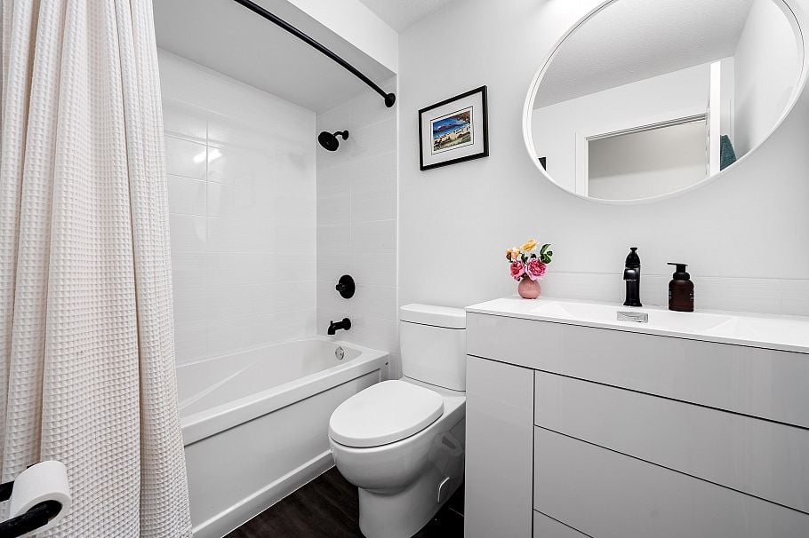 3381 Flagstaff Place Vancouver, BC - 18