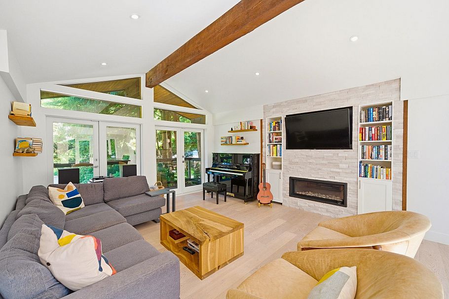 5222 Sarita Avenue North Vancouver, BC - 8