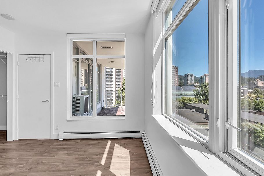 802 158 W 13th Street North Vancouver, BC - 26