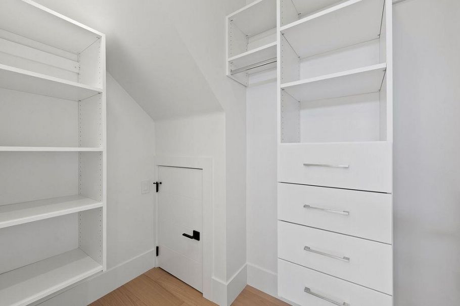 1 6318 Sophia Street Vancouver, BC - 35
