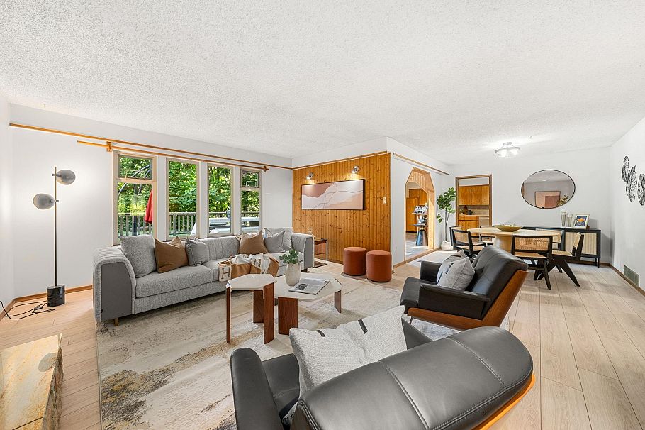 2297 Bowser Avenue North Vancouver, BC - 5