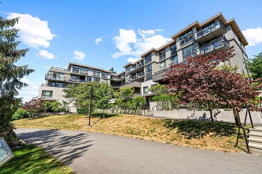306 707 E 3rd Street North Vancouver, BC - 38