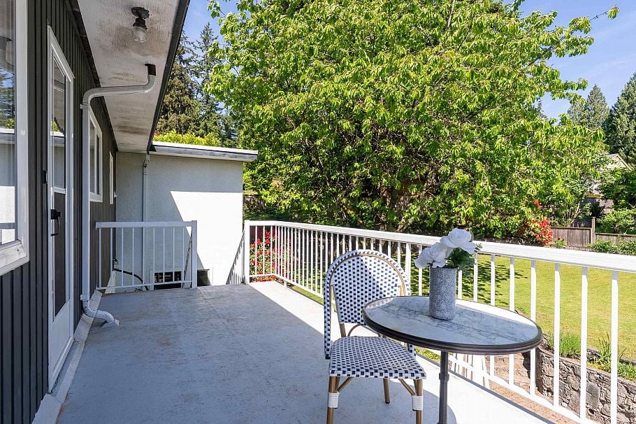646 E Windsor Road North Vancouver, BC - 22