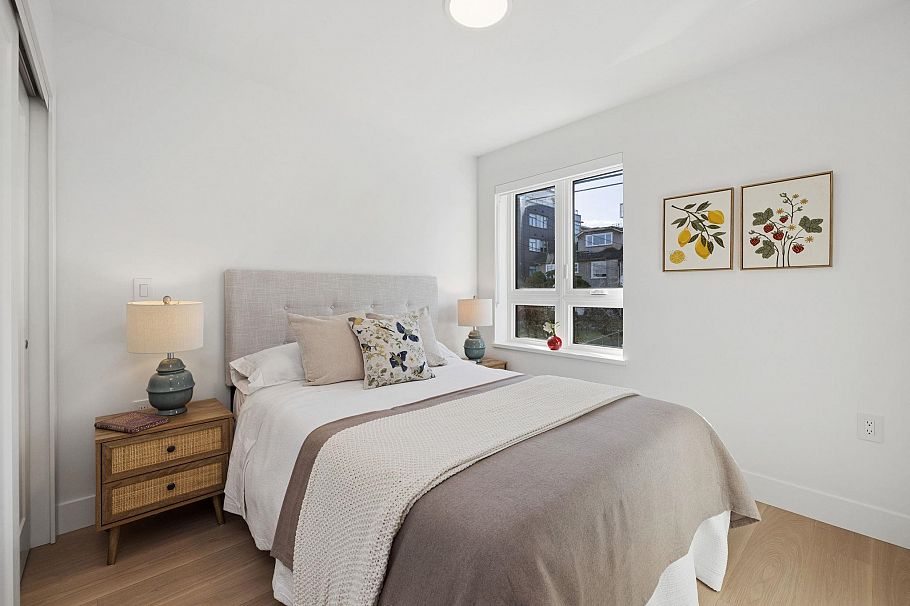 222 578 W 24 Avenue Vancouver, BC - 16