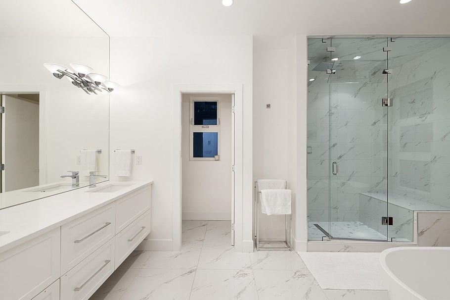 2902 St. Andrews Avenue North Vancouver, BC - 25