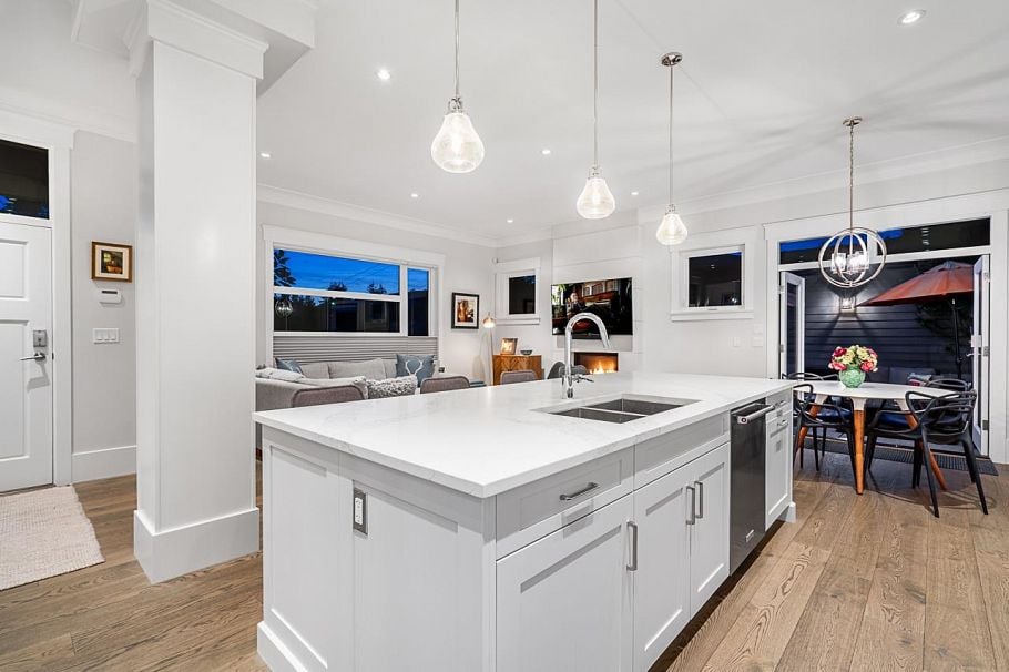 1308 Forbes Avenue North Vancouver, BC - 3