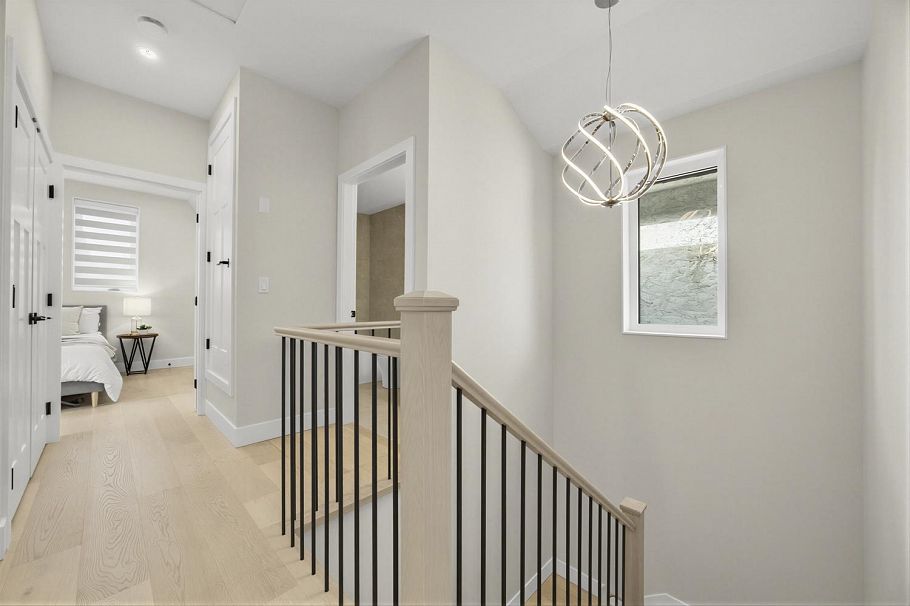 2170 Adanac Street Vancouver, BC - 10