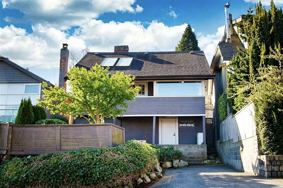 3770 W 13th Avenue Vancouver, BC - 10