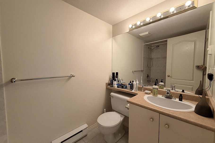 207 5683 Hampton Place Vancouver, BC - 7
