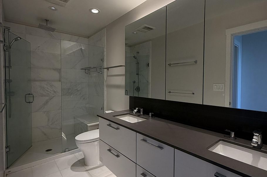 1310 3487 Binning Road Vancouver, BC - 9