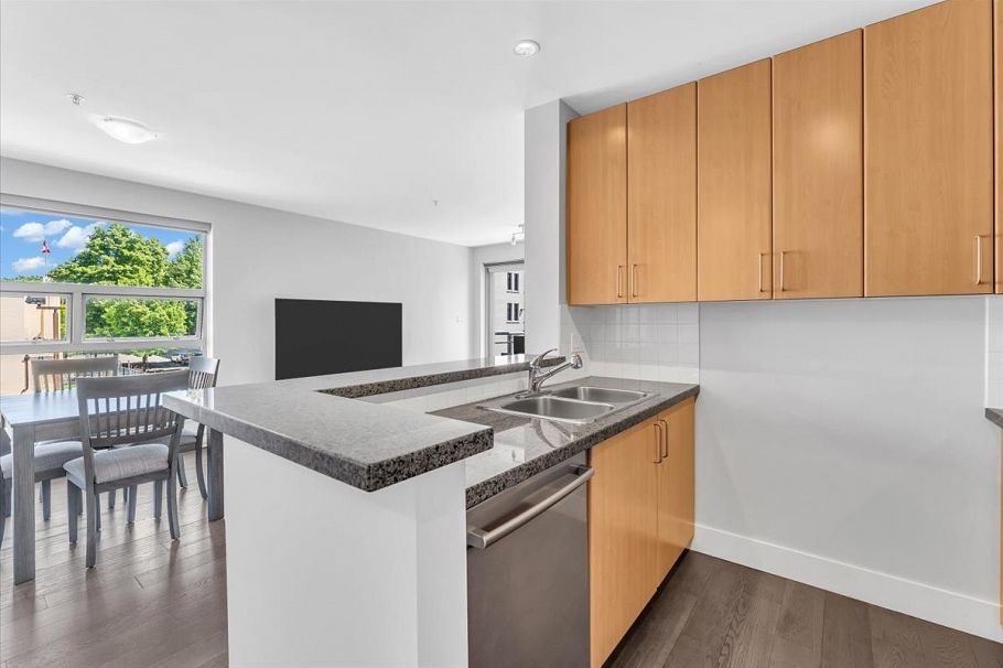 302 2680 Arbutus Street Vancouver, BC - 13