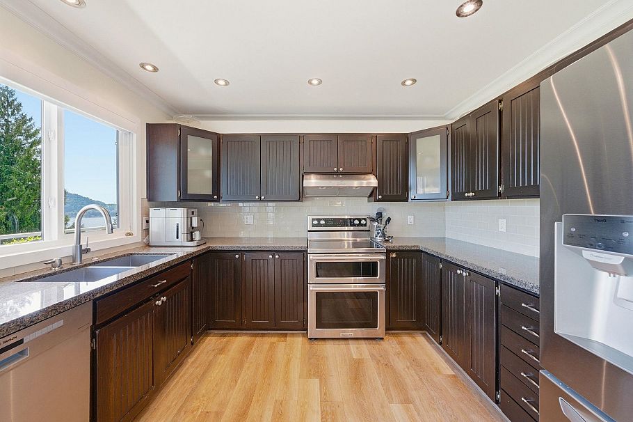 4015 Cummins Place North Vancouver, BC - 8