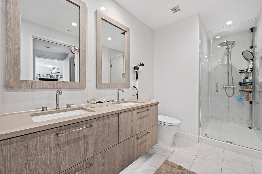 306 707 E 3rd Street North Vancouver, BC - 19
