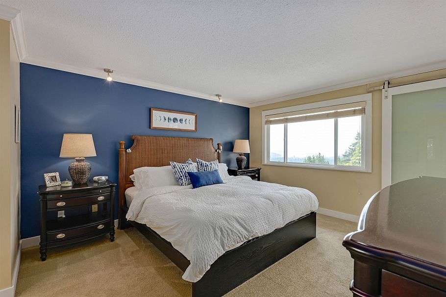 3821 Lonsdale Avenue North Vancouver, BC - 16