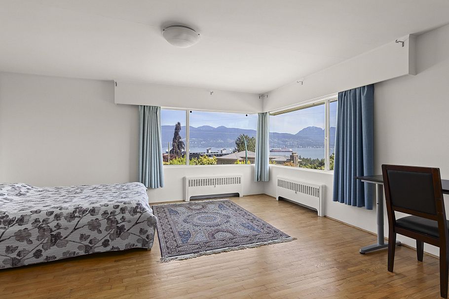 4514 Bellevue Drive Vancouver, BC - 22