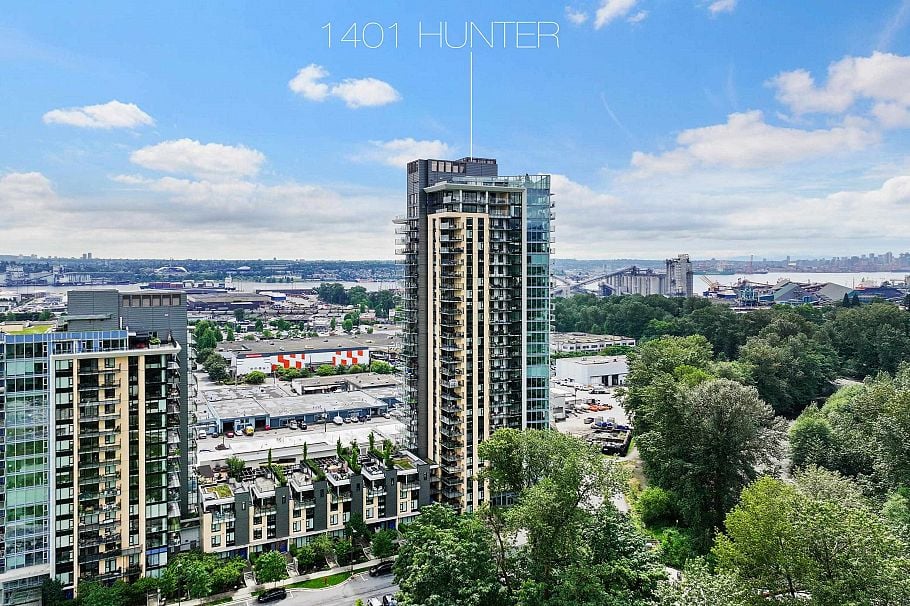 807 1401 Hunter Street North Vancouver, BC - 35