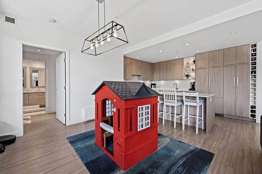 306 707 E 3rd Street North Vancouver, BC - 11
