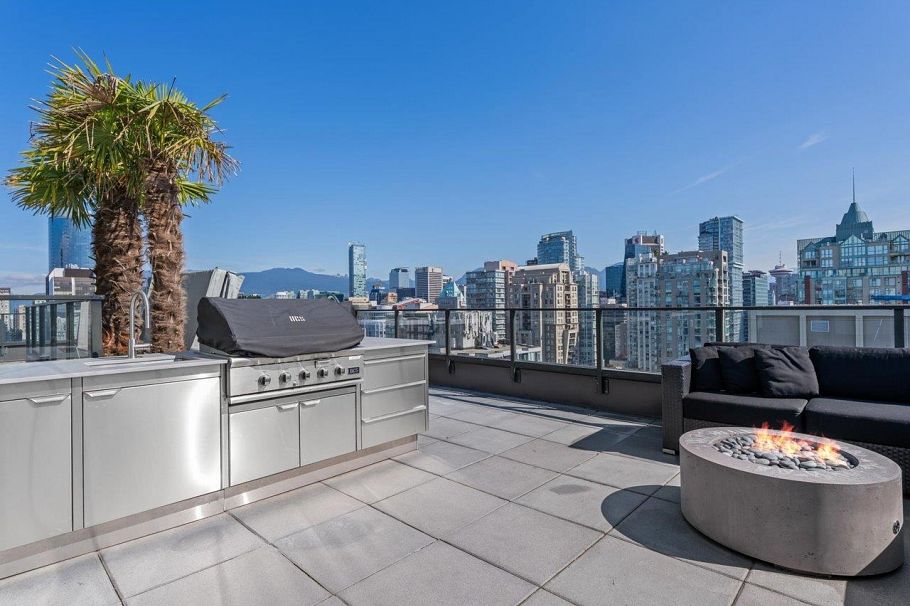 2602 1055 Homer Street Vancouver, BC - 4