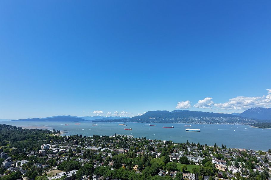 3770 W 13th Avenue Vancouver, BC - 6