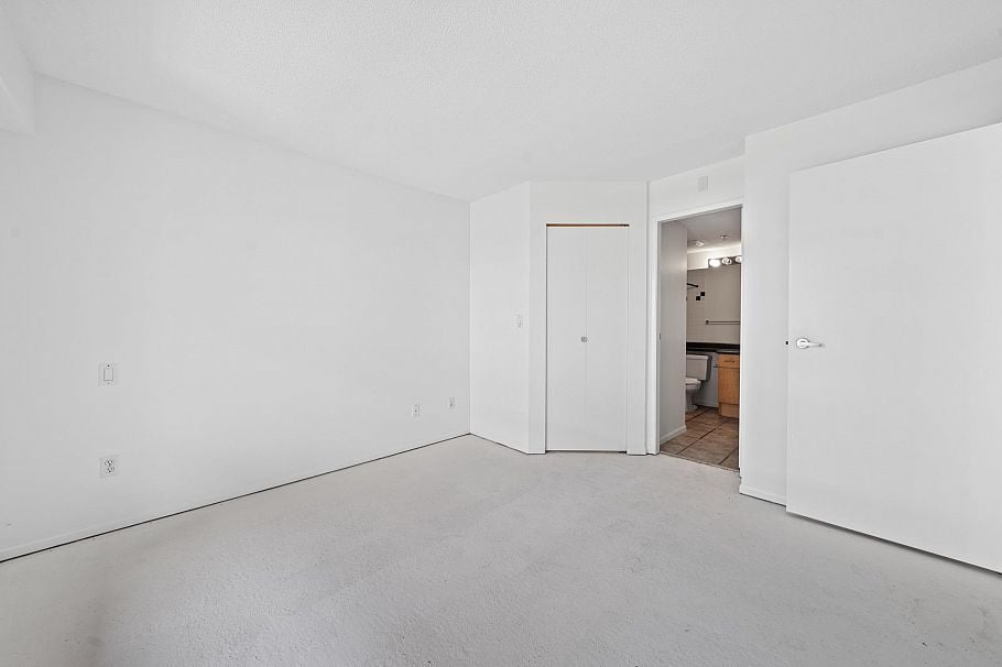 306 124 W 3rd Street North Vancouver, BC - 7