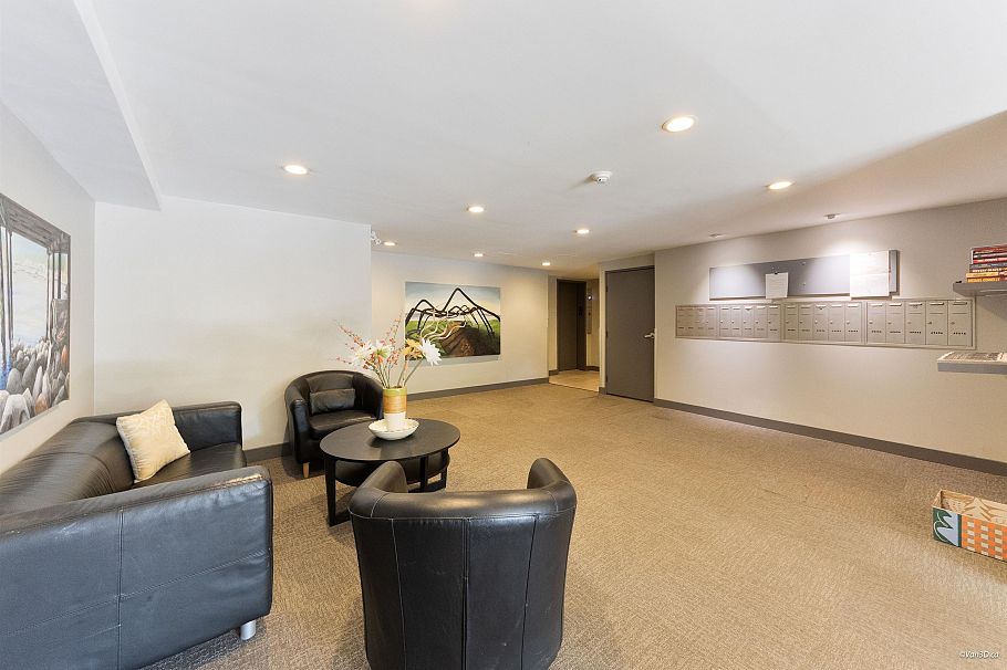 205 330 W 2nd Street North Vancouver, BC - 23