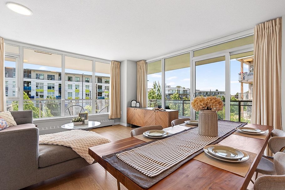 305 3281 E Kent Avenue North Vancouver, BC - 1