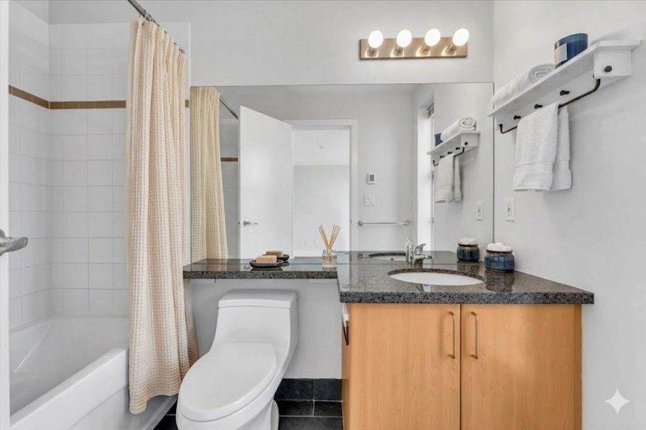 302 2680 Arbutus Street Vancouver, BC - 17