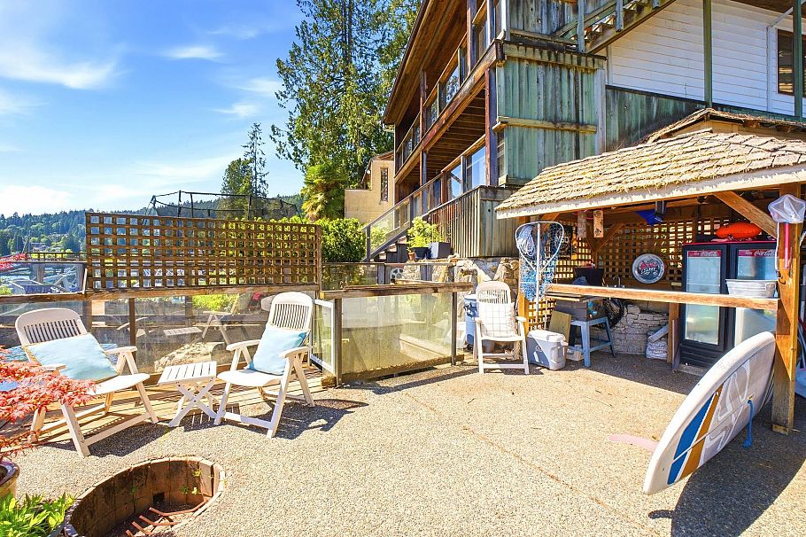 2848 Panorama Drive North Vancouver, BC - 31