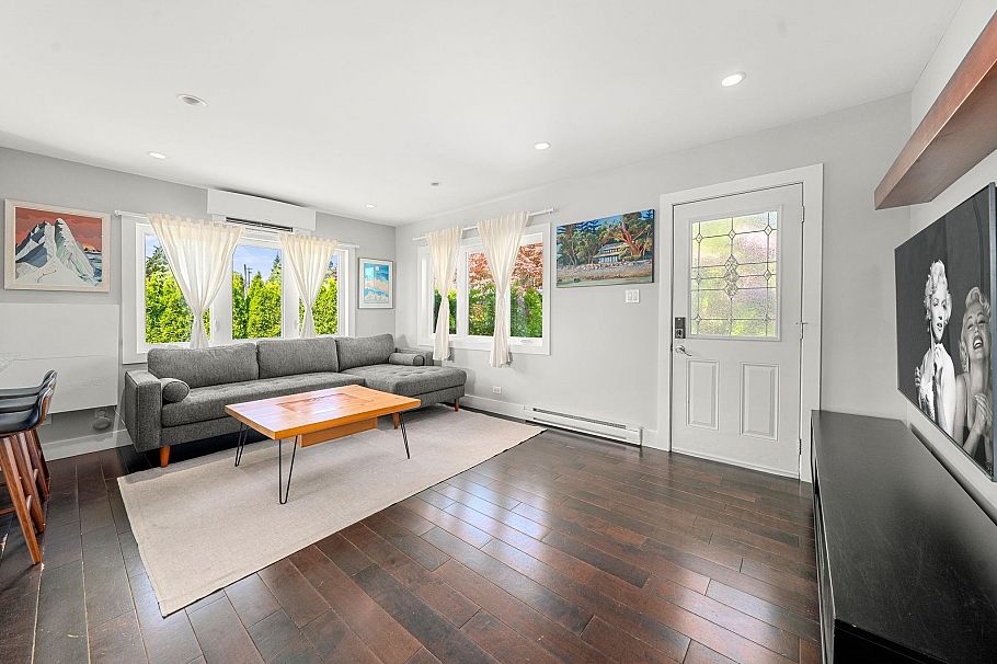 803 Calverhall Street North Vancouver, BC - 2