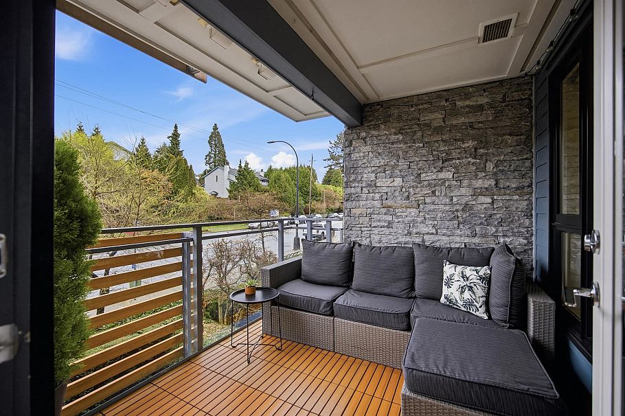 209 221 E 3rd Street North Vancouver, BC - 18