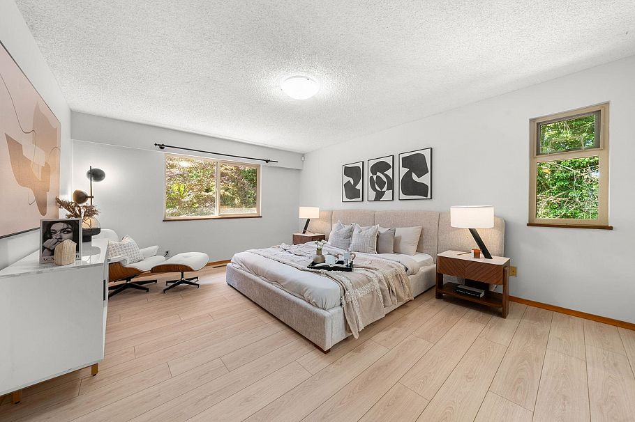 2297 Bowser Avenue North Vancouver, BC - 27
