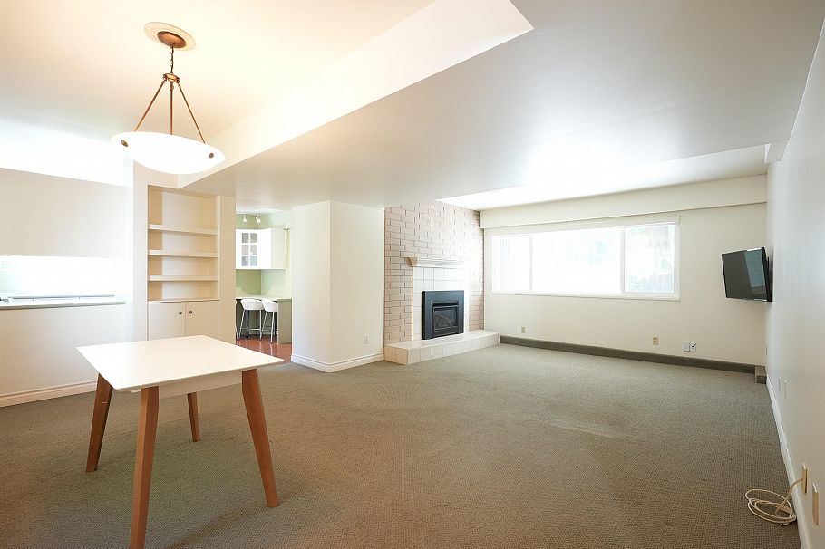 646 E Windsor Road North Vancouver, BC - 24