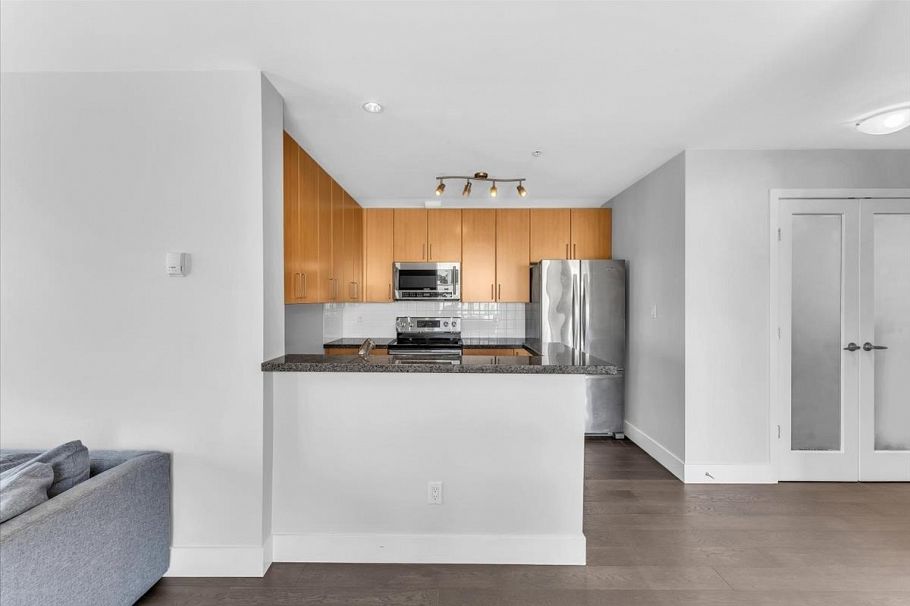 302 2680 Arbutus Street Vancouver, BC - 10