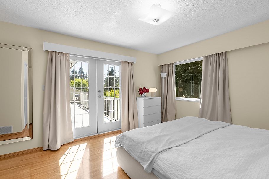 646 E Windsor Road North Vancouver, BC - 8