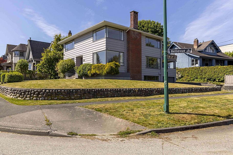 4514 Bellevue Drive Vancouver, BC - 5