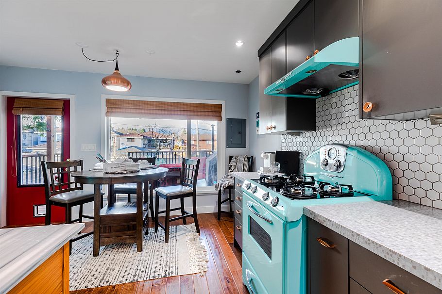 2951 Venables Street Vancouver, BC - 10