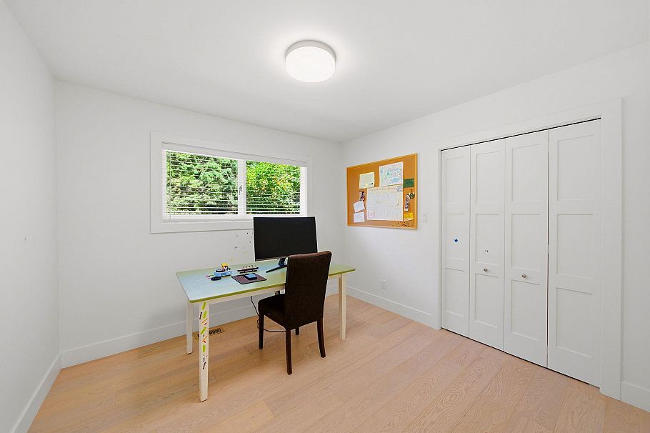 5222 Sarita Avenue North Vancouver, BC - 15