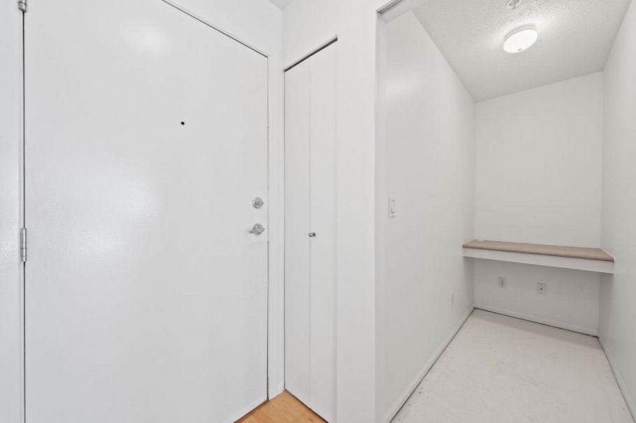 306 124 W 3rd Street North Vancouver, BC - 30