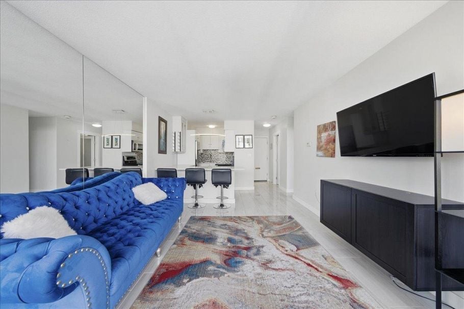 802 1251 Cardero Street Vancouver, BC - 15